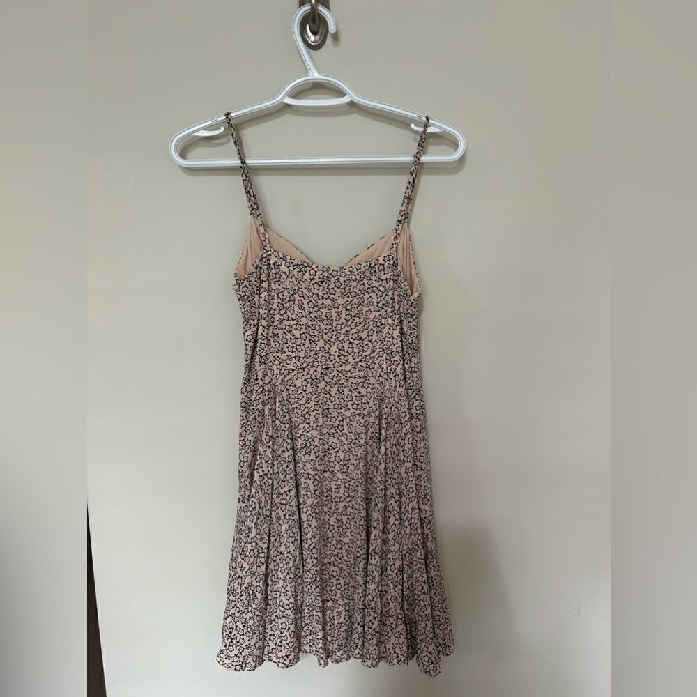 Talula Floral Dress - Picture 7 of 9